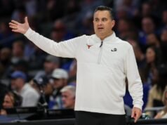 Texas mengejutkan dengan empat pertandingan kandang melawan Lafayette